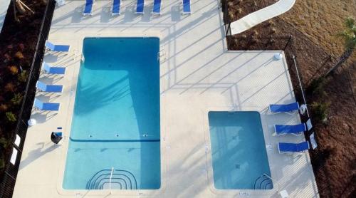 CommercialPool-3-WEB